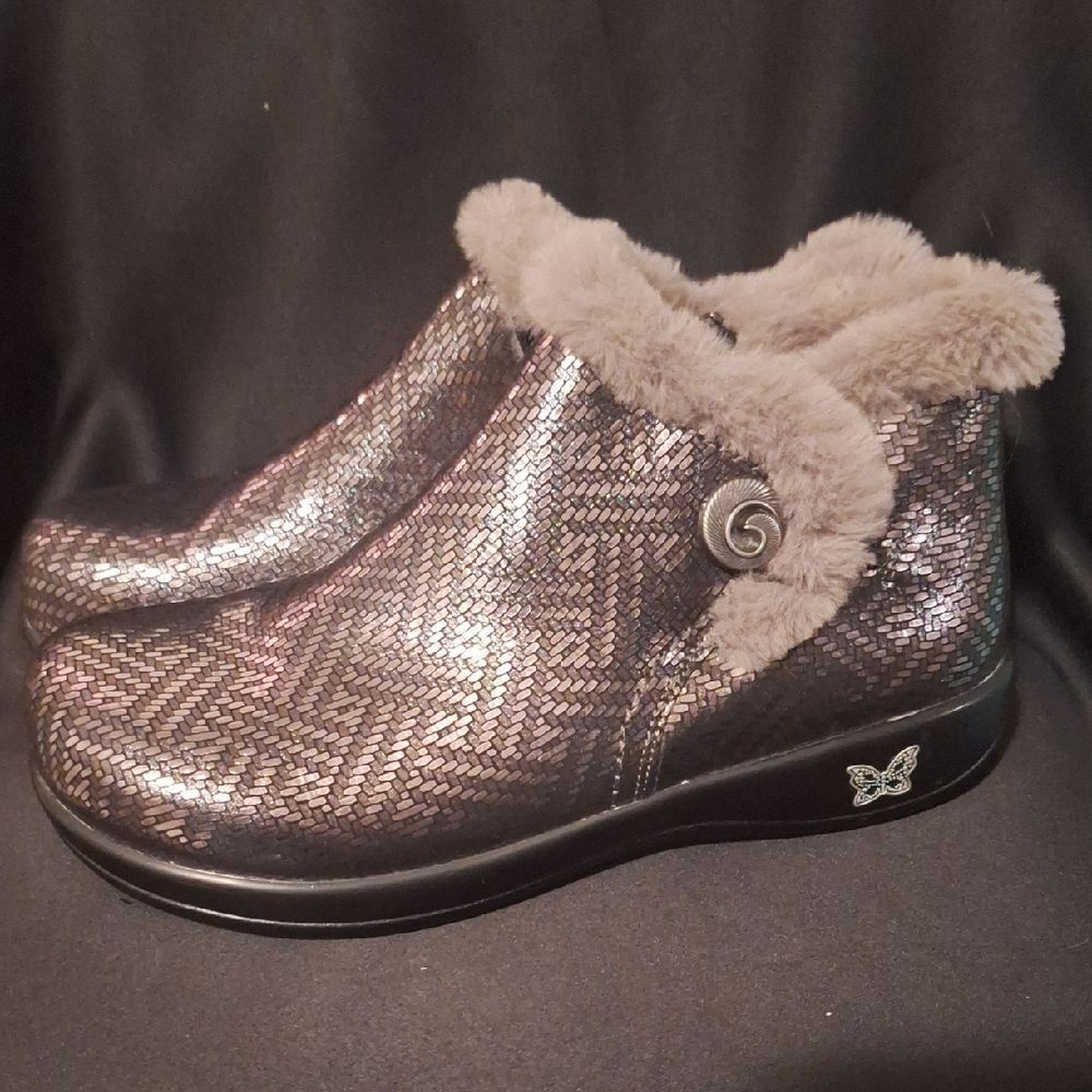 Alegria Meri Pewter Dazzle faux fur lined booties boots size 40W